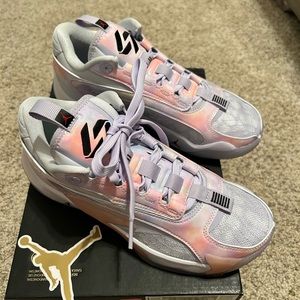 Jordan Luka 2 grade school 5.5 brand new